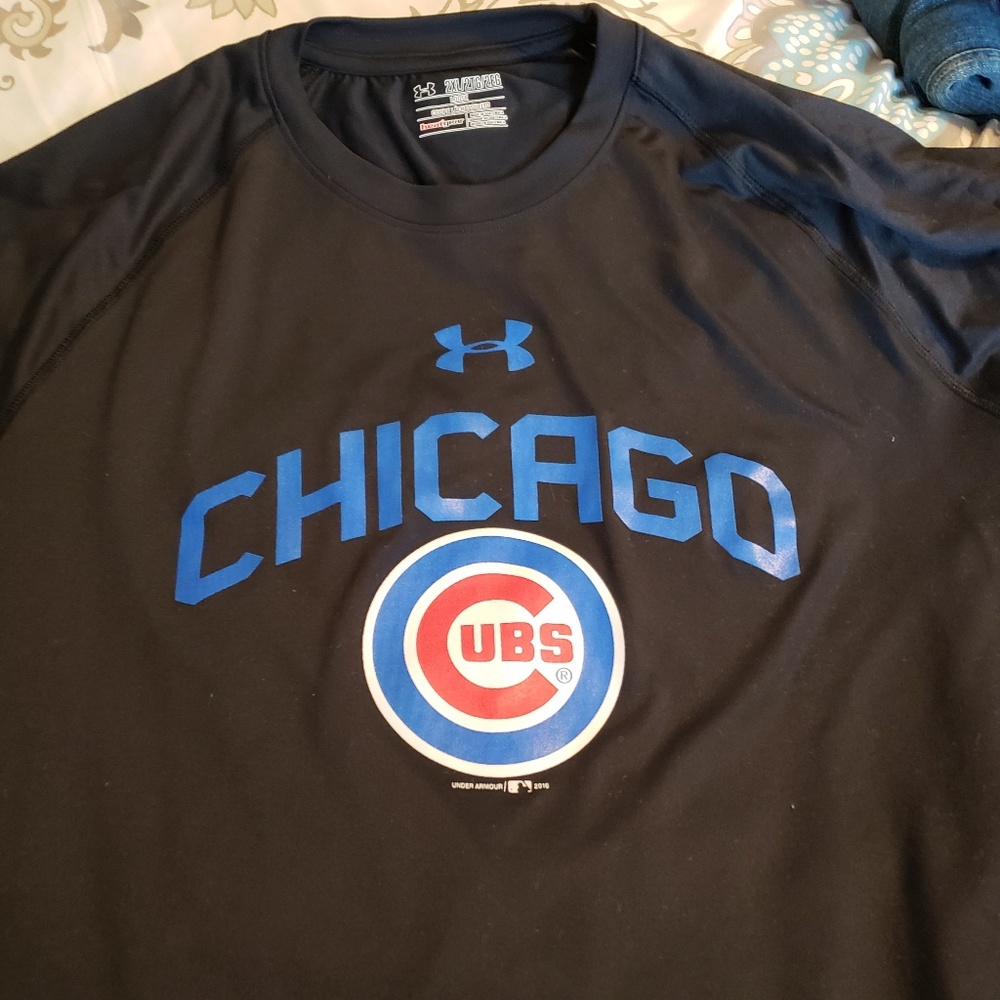 Chicago cubs under armour dri fit shirt